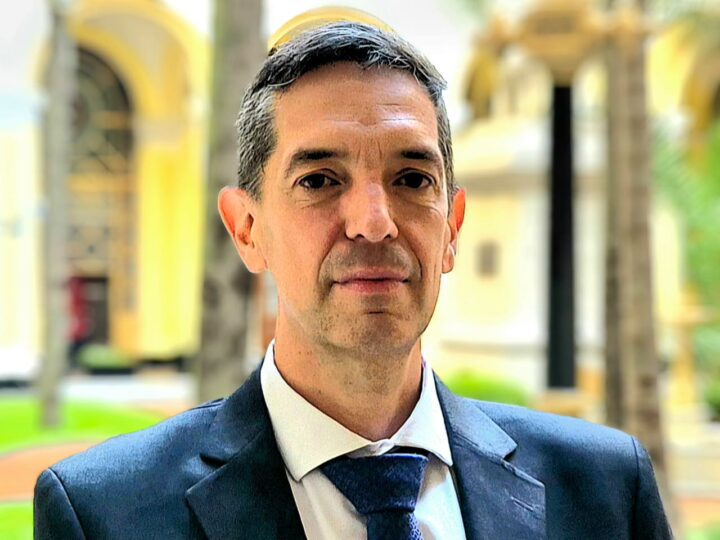 Cesari Hernández: “La soberanía se ejerce todos los días y en cada uno de los actos del Estado”