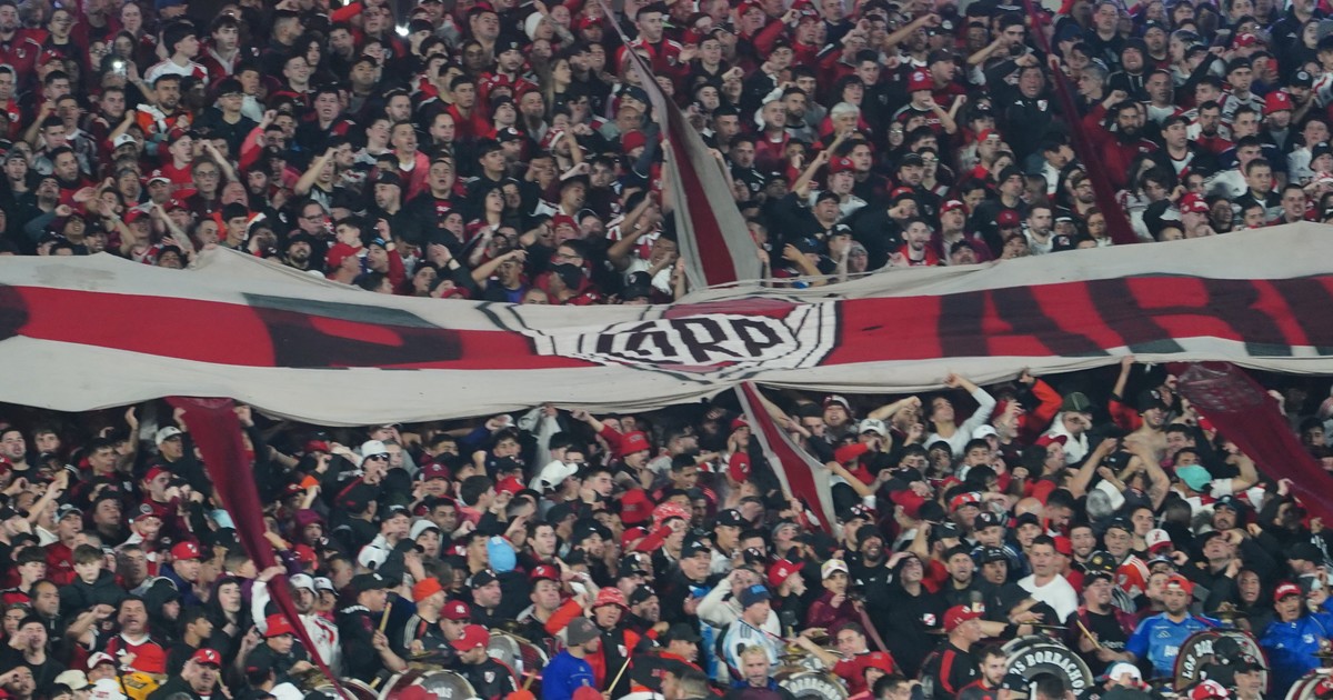 Falleció un hincha de River en el Monumental tras la eliminación por penales ante Santa Fe