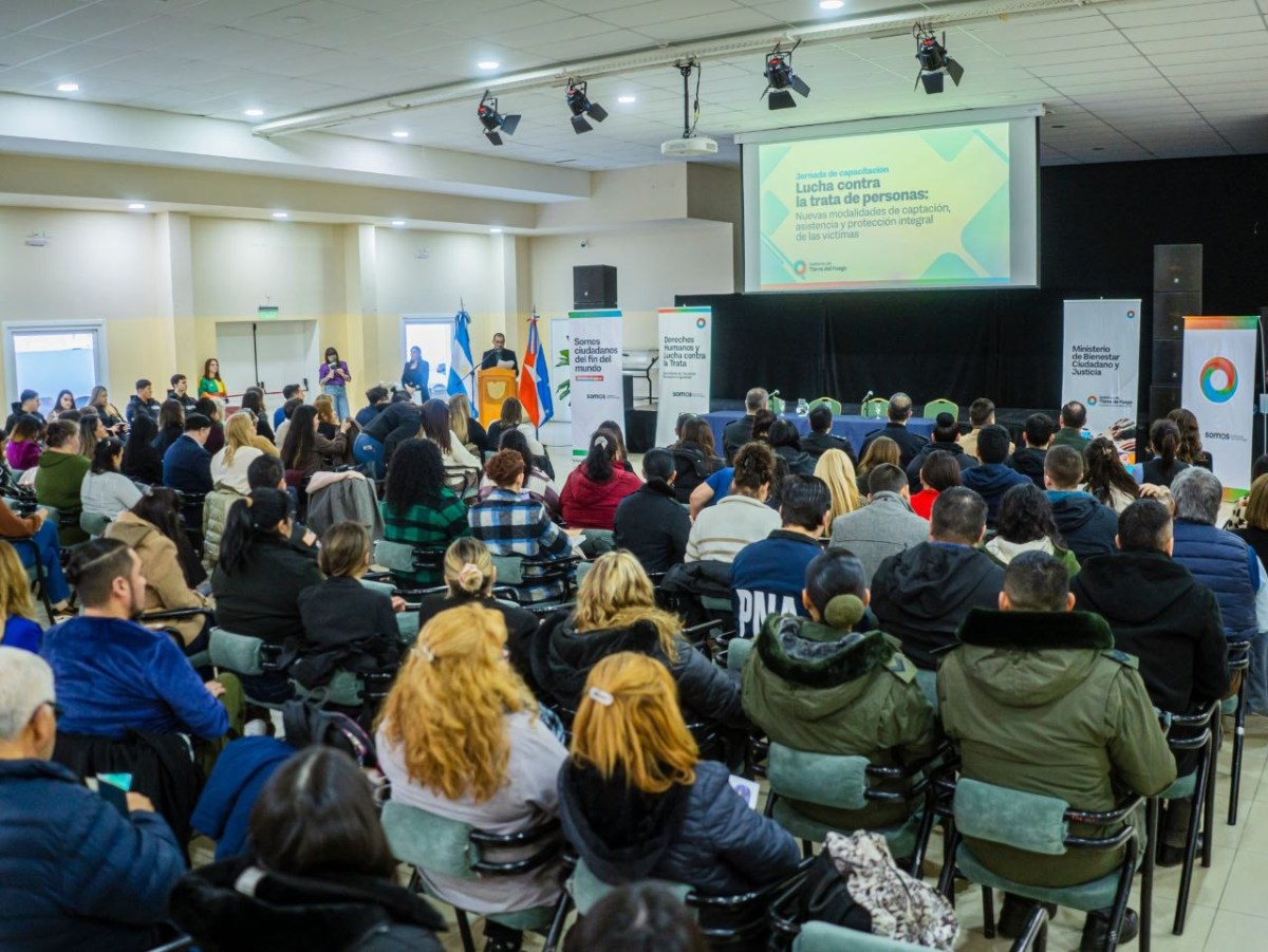 Más de 140 personas se capacitaron sobre trata de personas en Río Grande