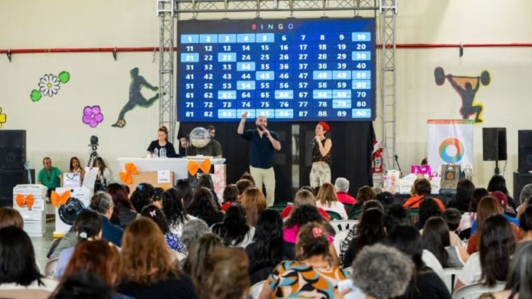 Más de 2 mil mujeres participaron del bingo por el Mes de las Maternidades en Ushuaia
