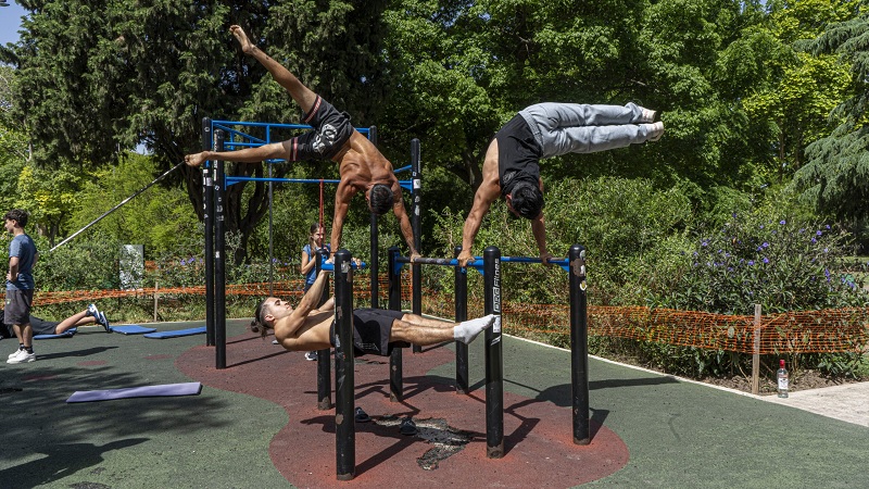 La Ciudad regula a los personal trainers en parques y polideportivos: deberán tener autorización para dar