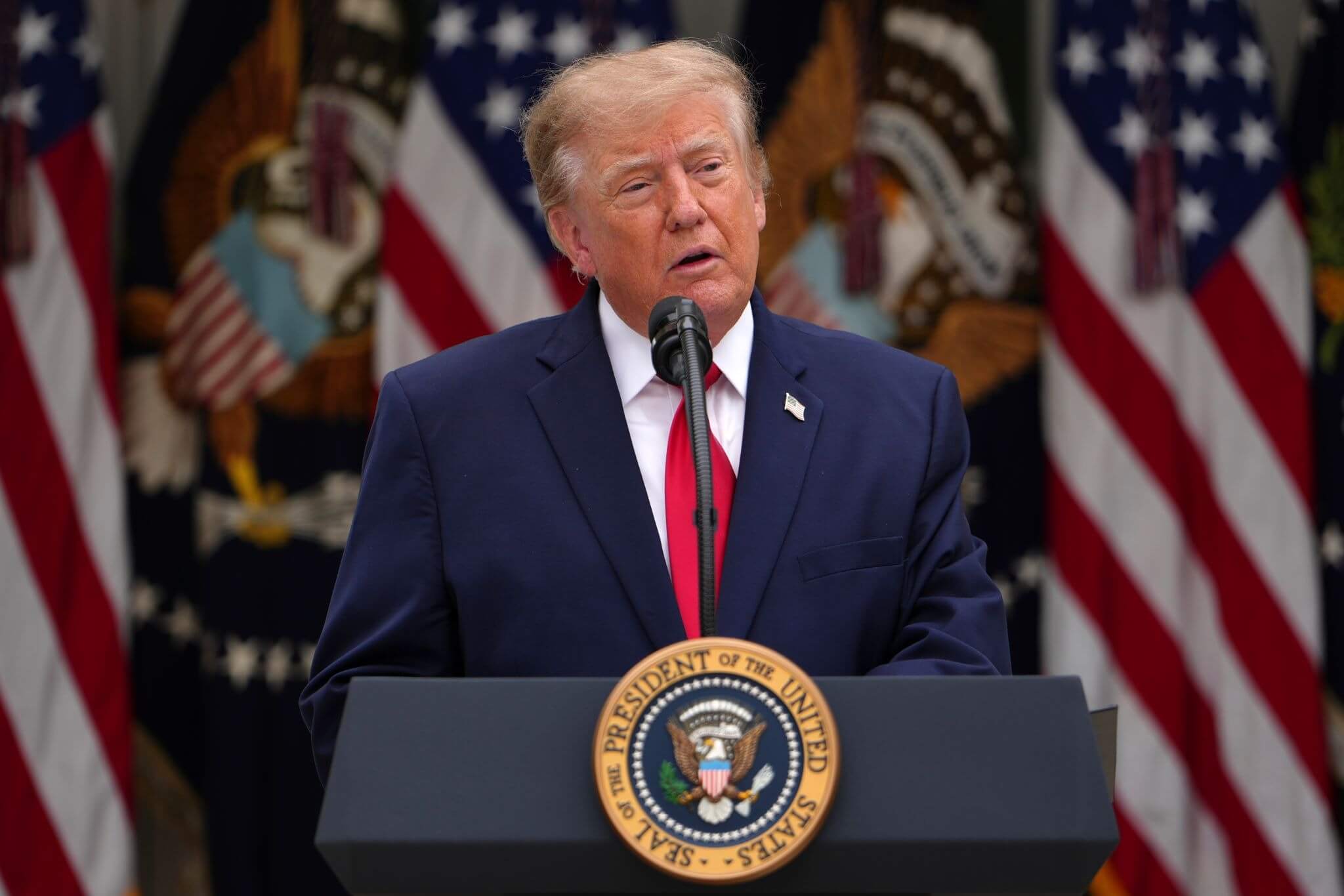Trump rechaza la idea de transmitir en vivo una ejecución